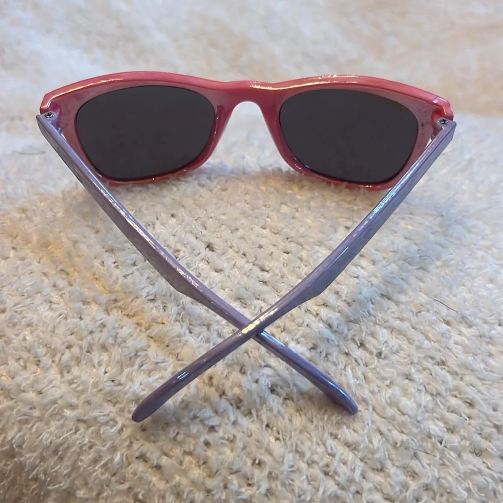 Pink and purple girls sunglasses size 4-6